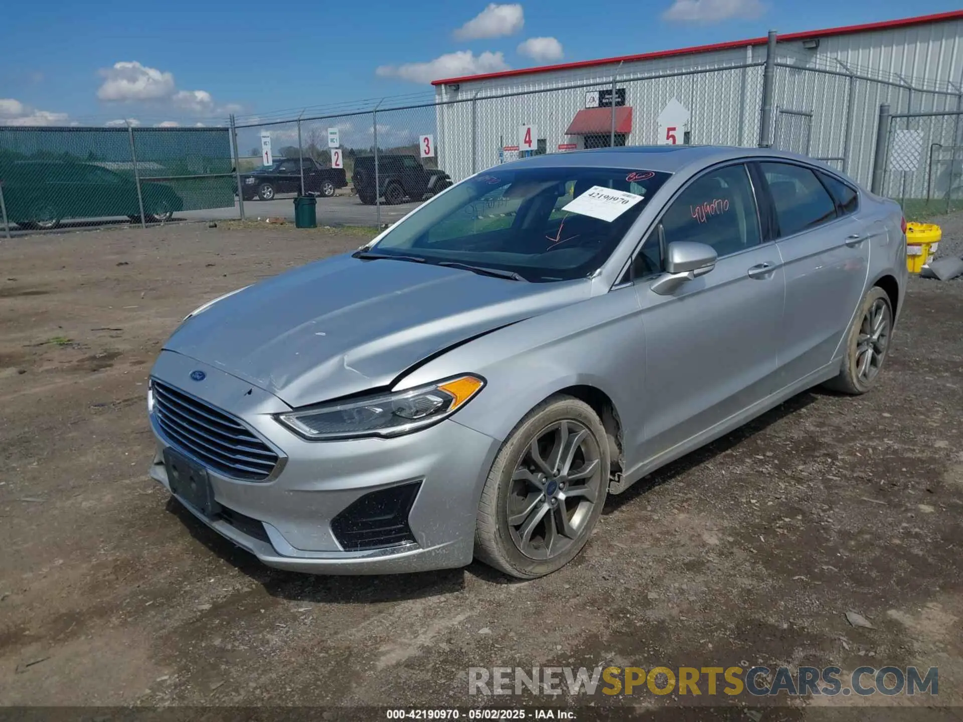 2 Photograph of a damaged car 3FA6P0CD0KR238301 FORD FUSION 2019