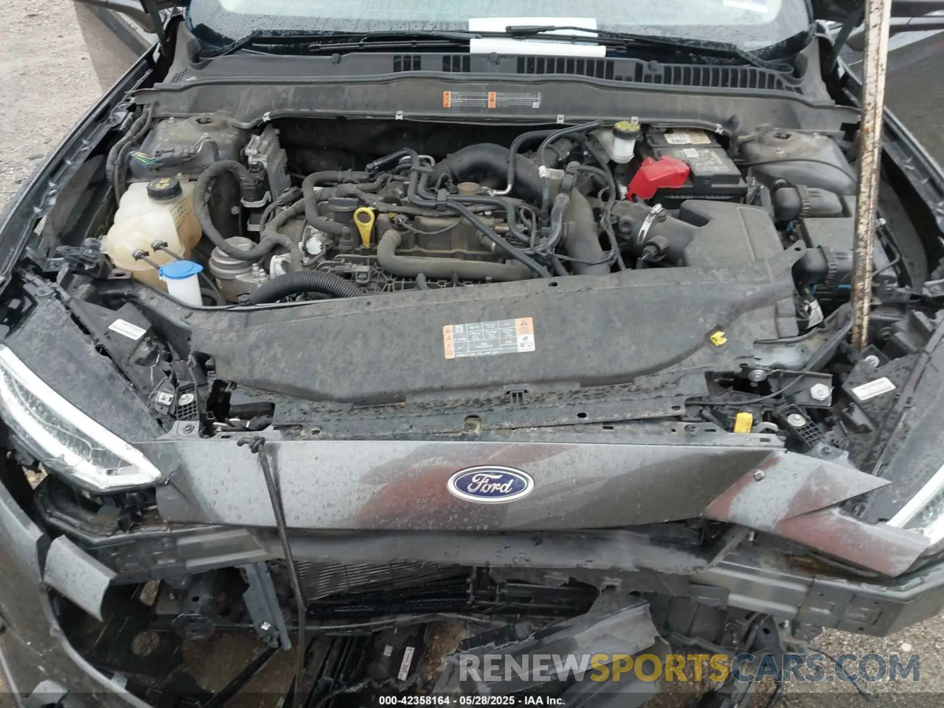 10 Photograph of a damaged car 3FA6P0CD0KR253073 FORD FUSION 2019