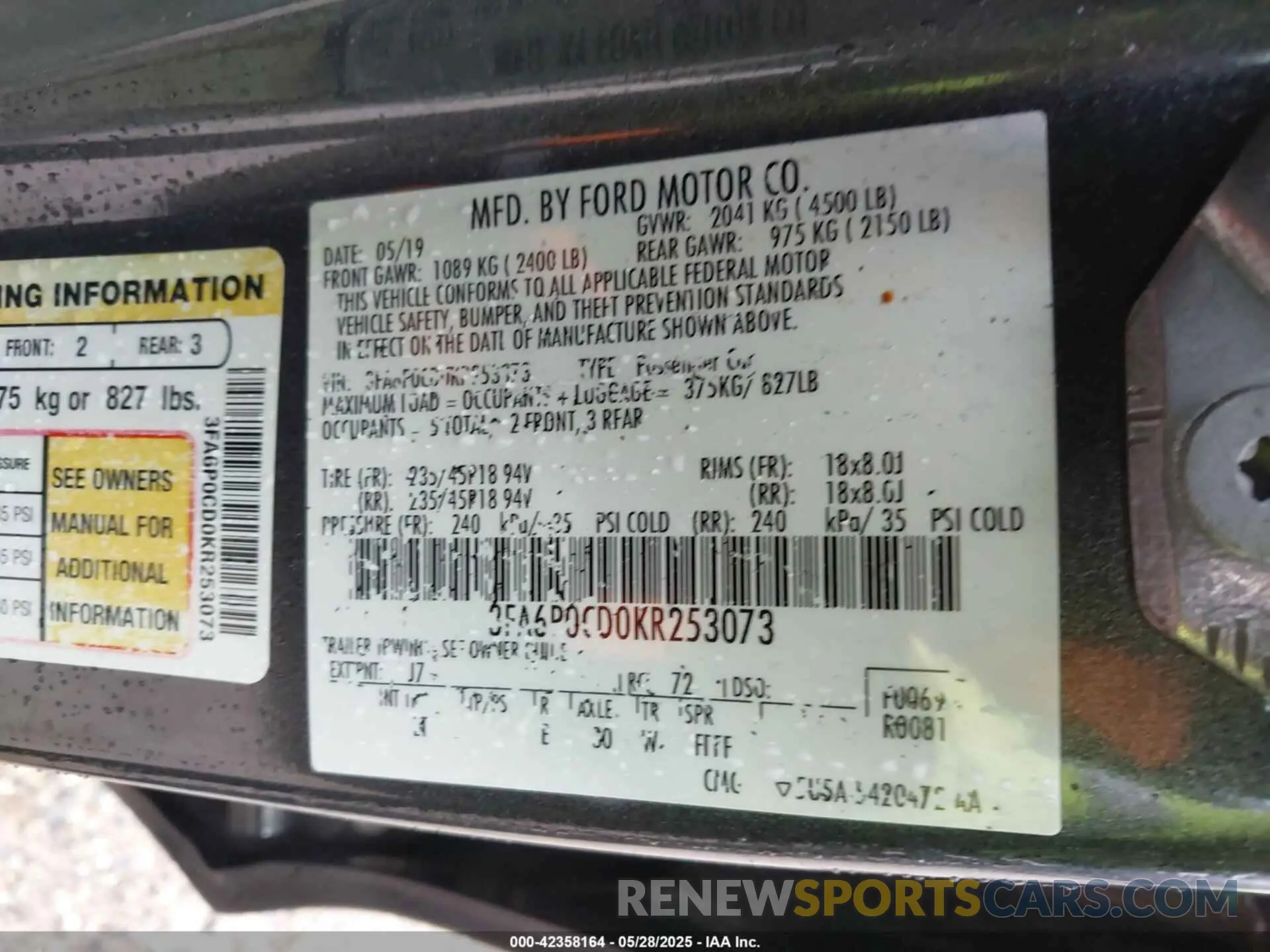 9 Photograph of a damaged car 3FA6P0CD0KR253073 FORD FUSION 2019