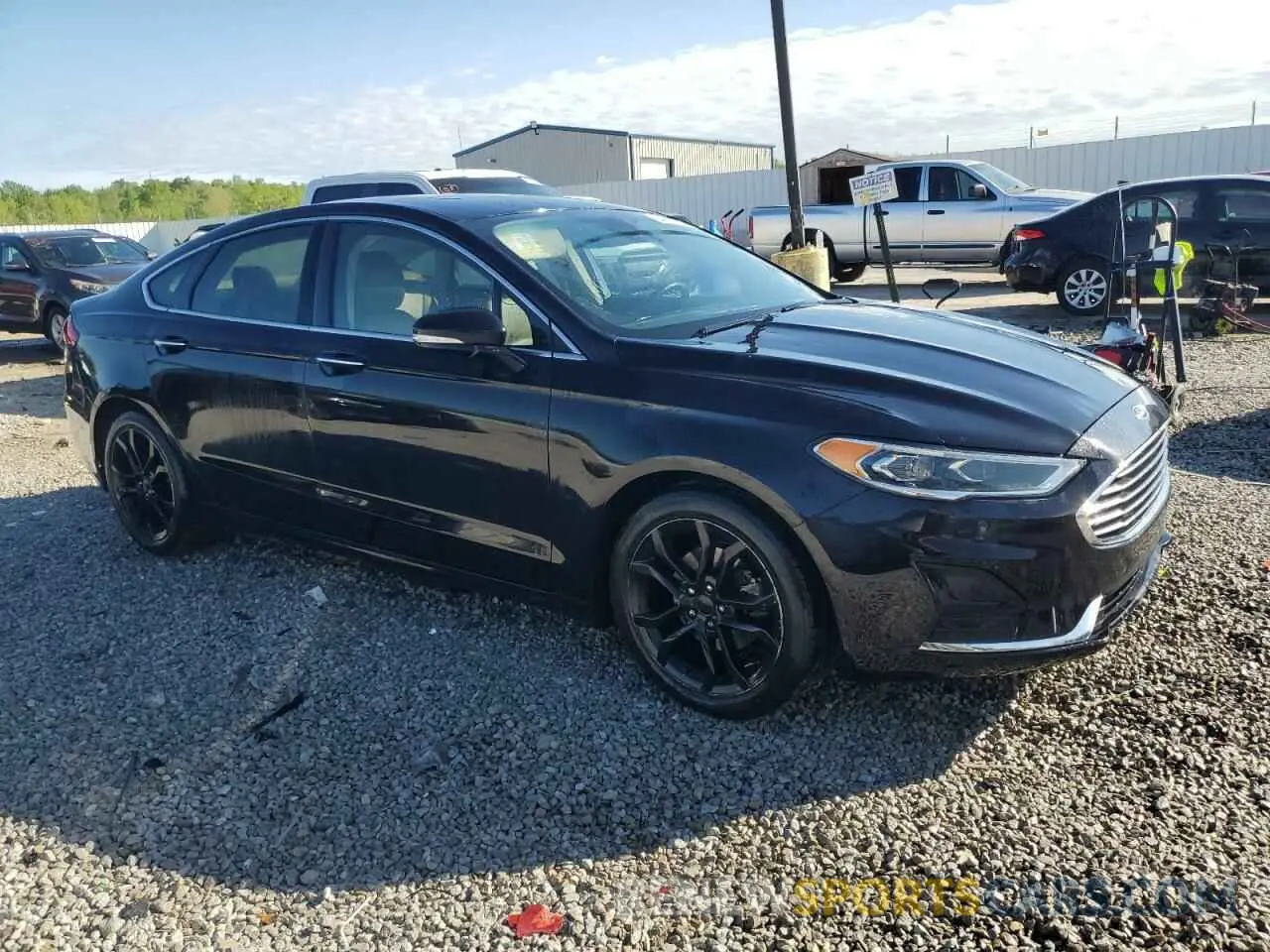 4 Photograph of a damaged car 3FA6P0CD0KR264655 FORD FUSION 2019