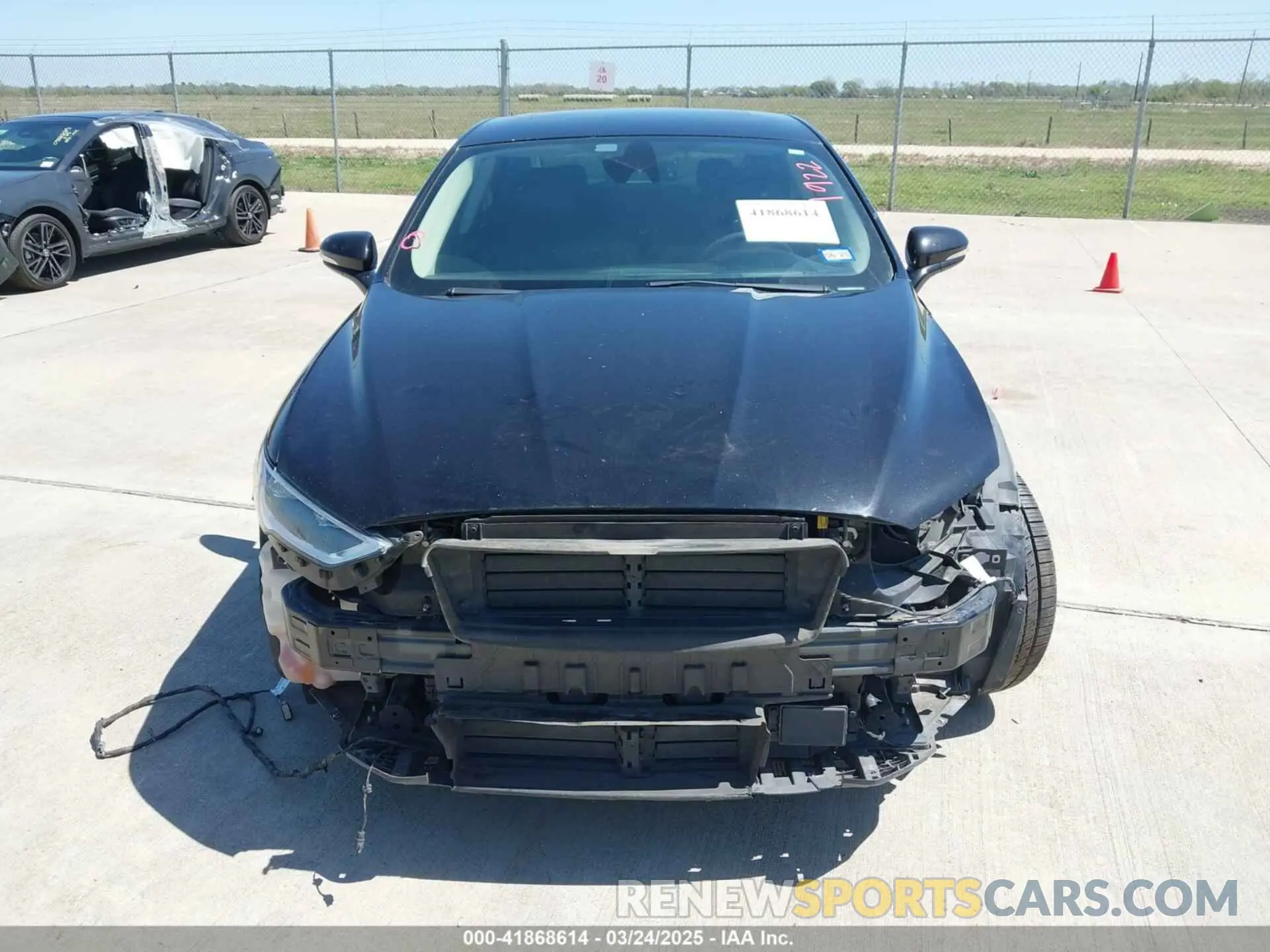 12 Photograph of a damaged car 3FA6P0CD2KR113476 FORD FUSION 2019