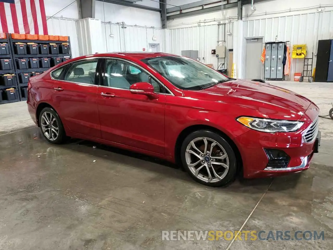 4 Photograph of a damaged car 3FA6P0CD2KR133517 FORD FUSION 2019