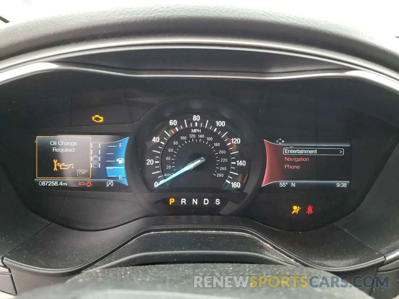 9 Photograph of a damaged car 3FA6P0CD2KR133517 FORD FUSION 2019