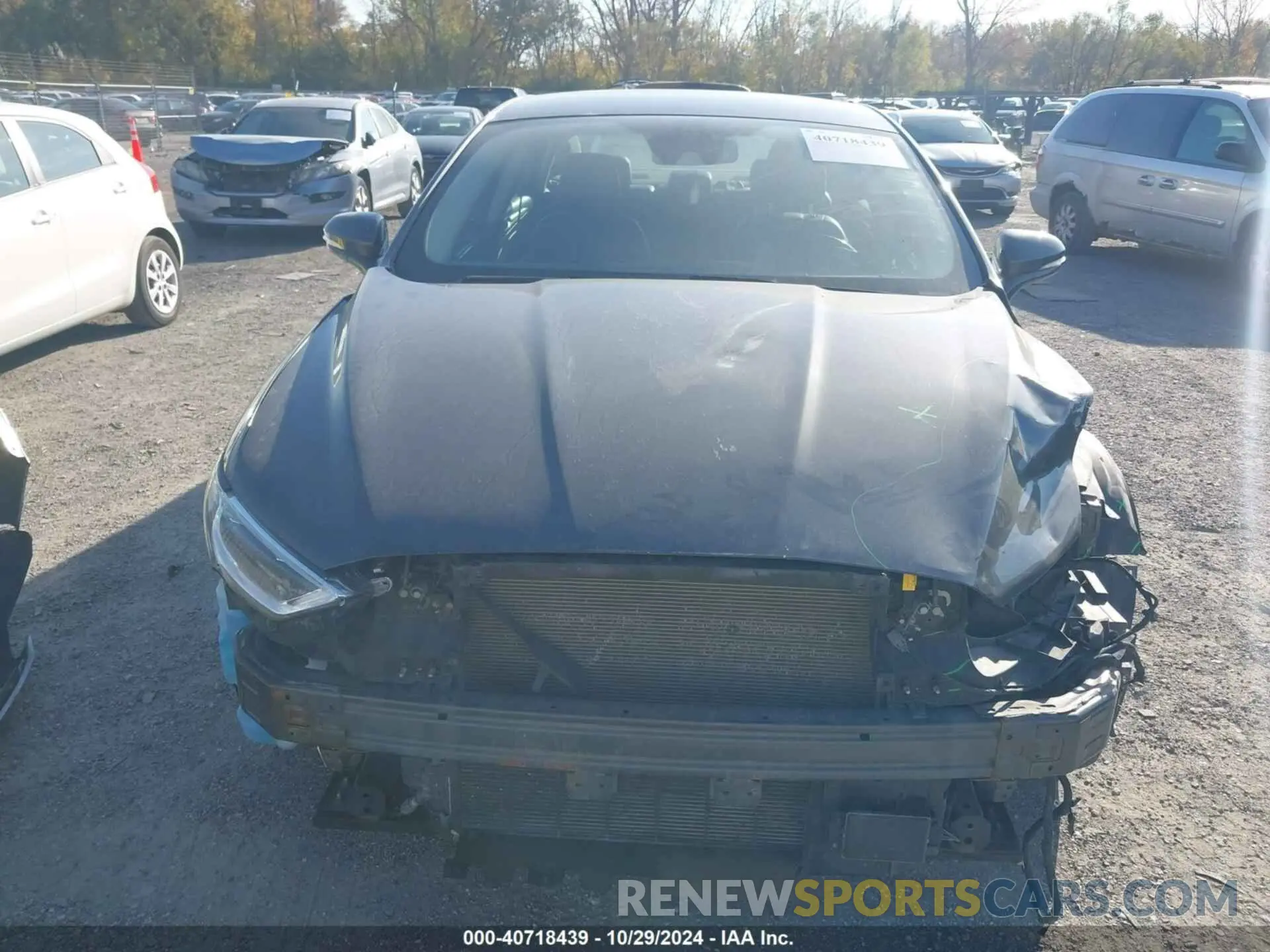 13 Photograph of a damaged car 3FA6P0CD2KR145389 FORD FUSION 2019