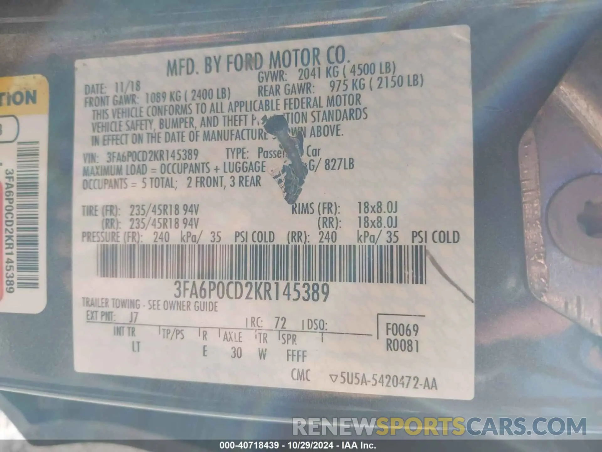 9 Photograph of a damaged car 3FA6P0CD2KR145389 FORD FUSION 2019