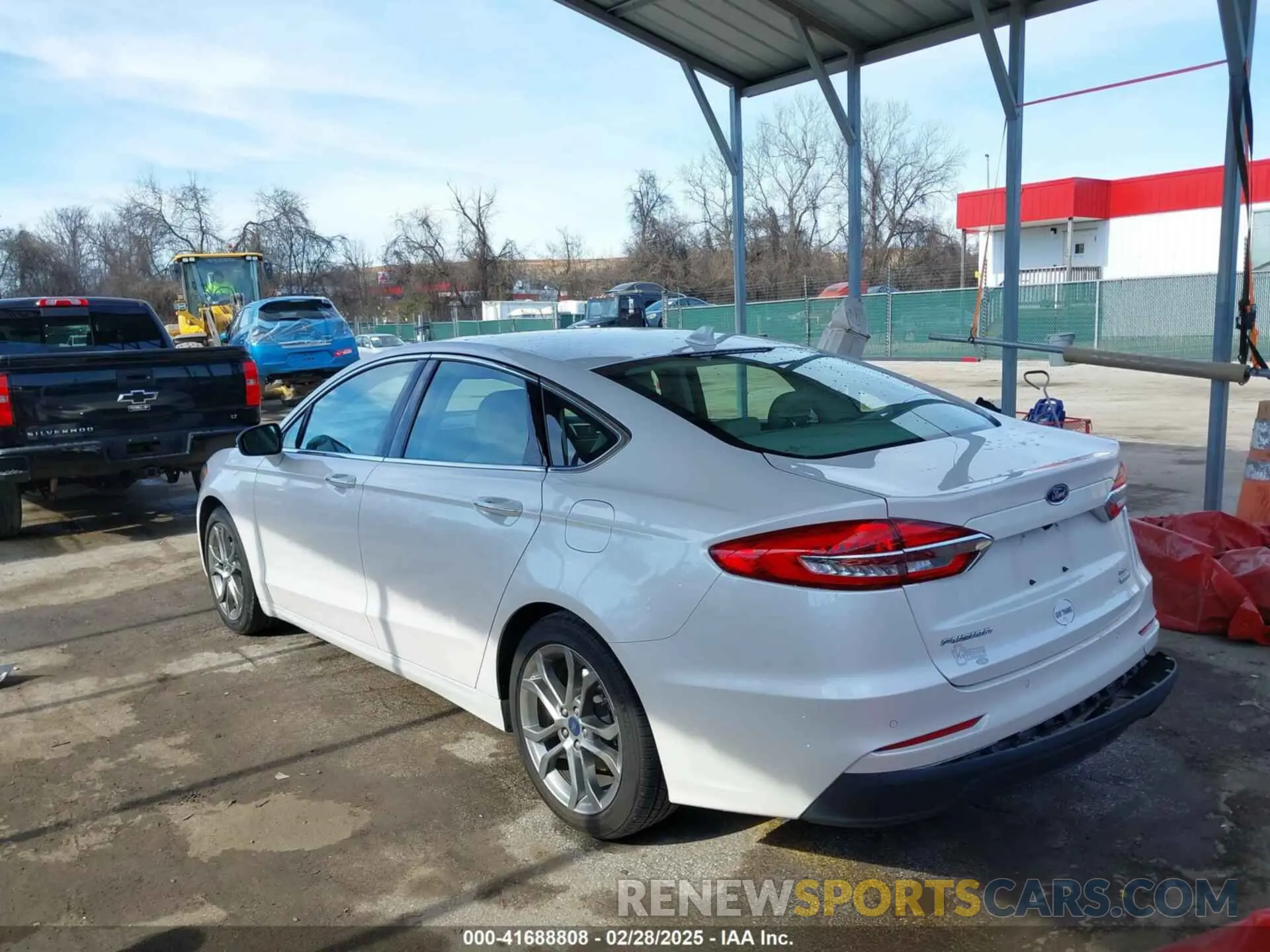 3 Photograph of a damaged car 3FA6P0CD2KR194818 FORD FUSION 2019