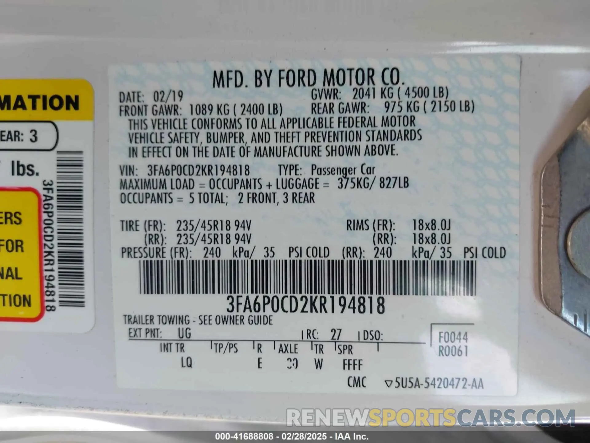 9 Photograph of a damaged car 3FA6P0CD2KR194818 FORD FUSION 2019