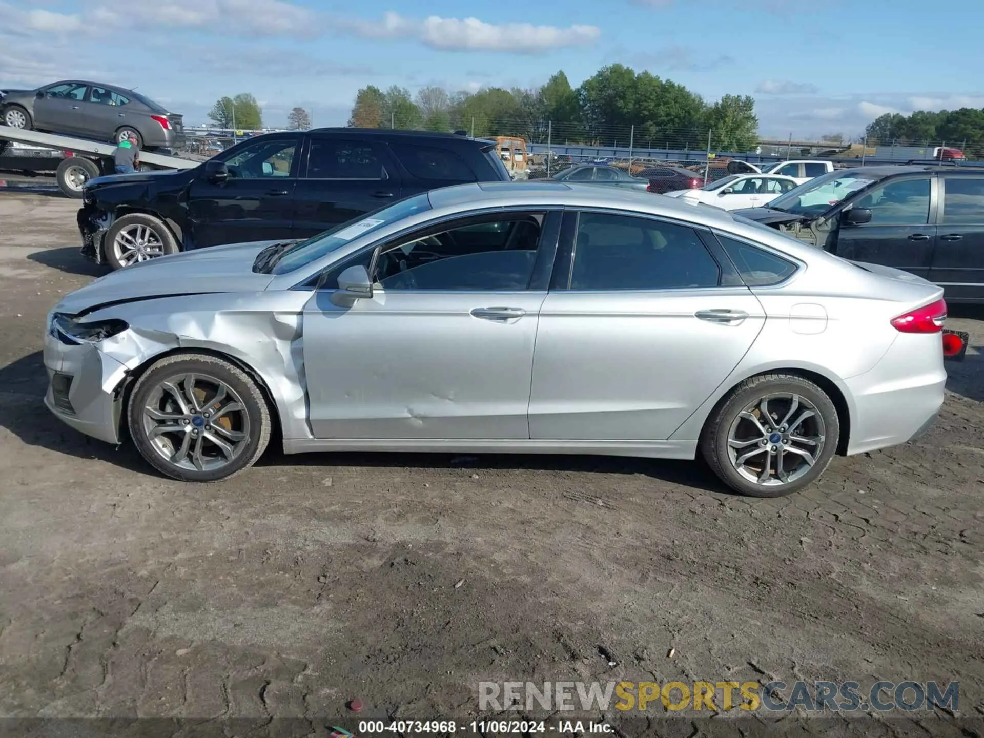 14 Photograph of a damaged car 3FA6P0CD2KR236596 FORD FUSION 2019