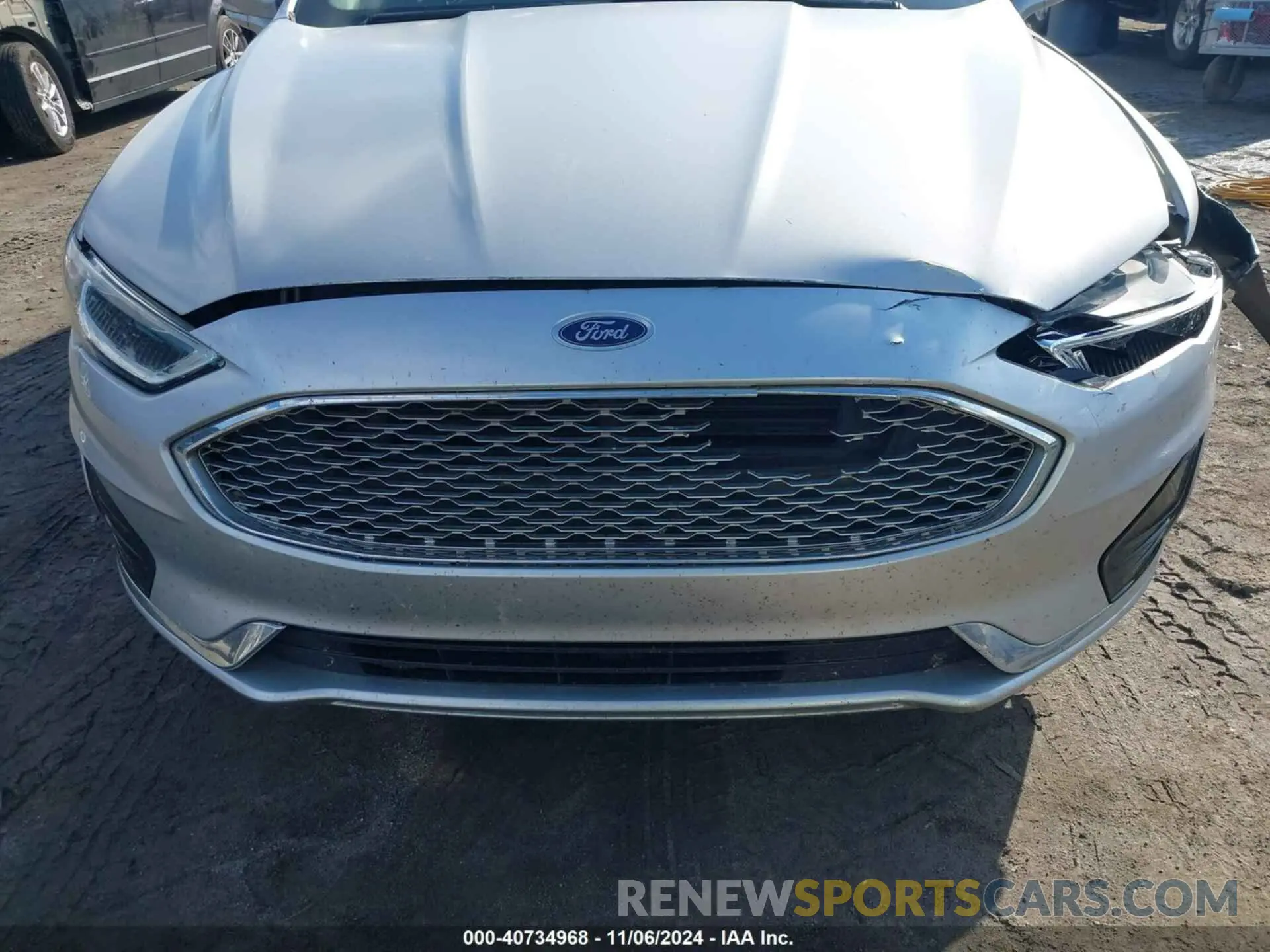 17 Photograph of a damaged car 3FA6P0CD2KR236596 FORD FUSION 2019