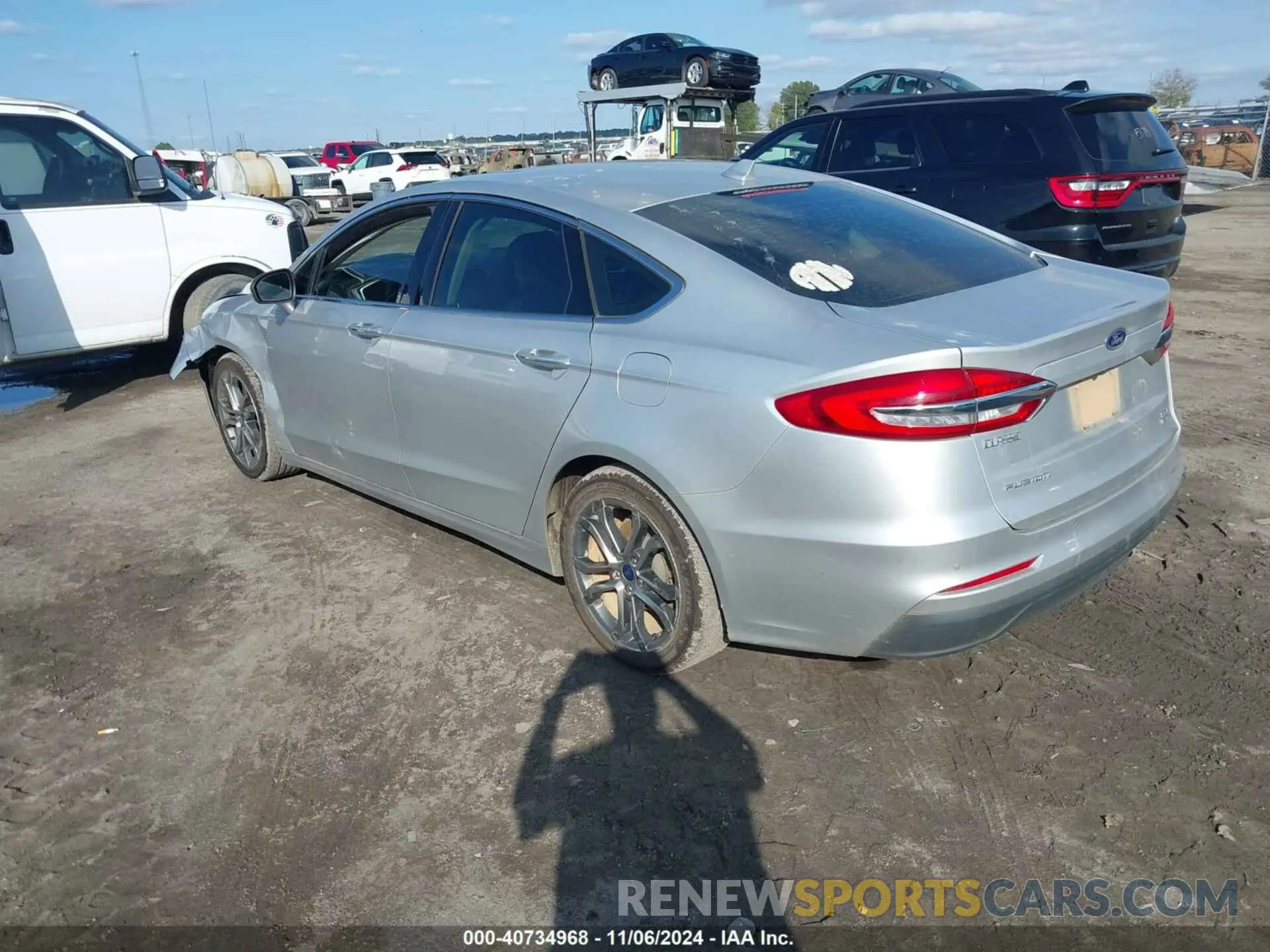 3 Photograph of a damaged car 3FA6P0CD2KR236596 FORD FUSION 2019