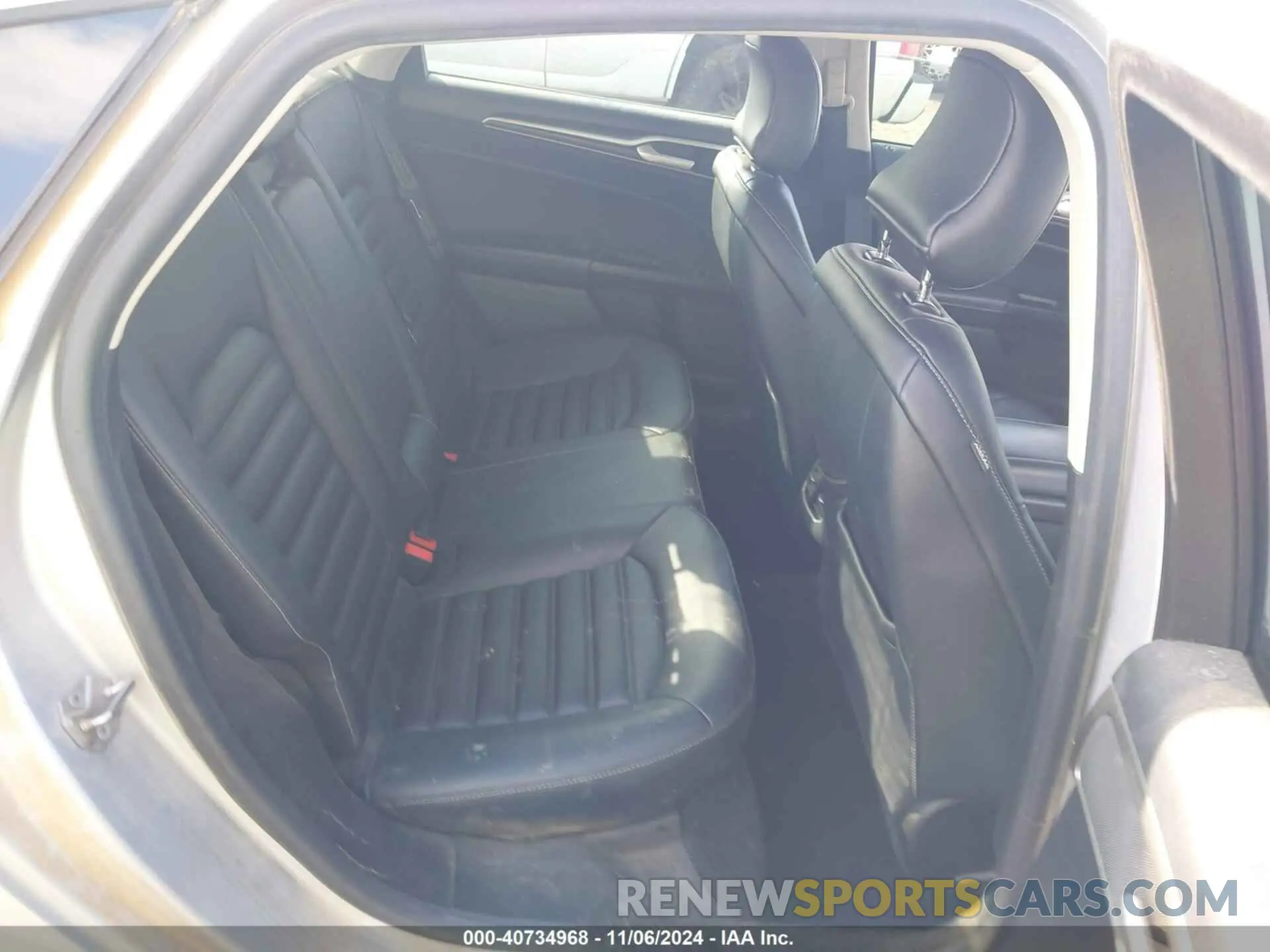 8 Photograph of a damaged car 3FA6P0CD2KR236596 FORD FUSION 2019