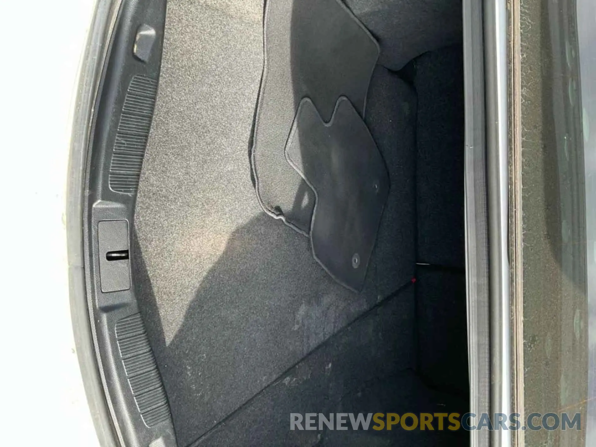 10 Photograph of a damaged car 3FA6P0CD2KR239790 FORD FUSION 2019