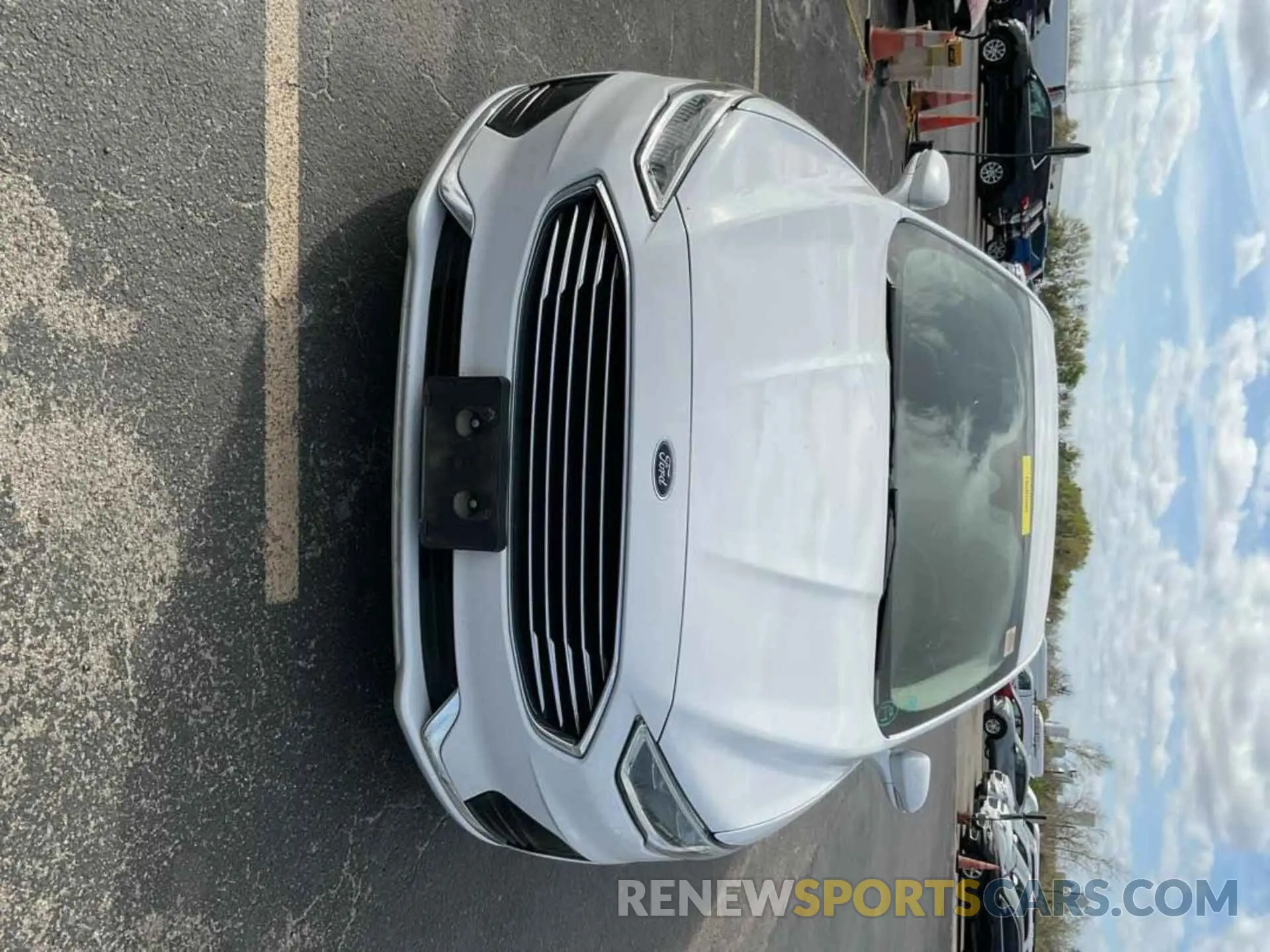 14 Photograph of a damaged car 3FA6P0CD2KR239790 FORD FUSION 2019