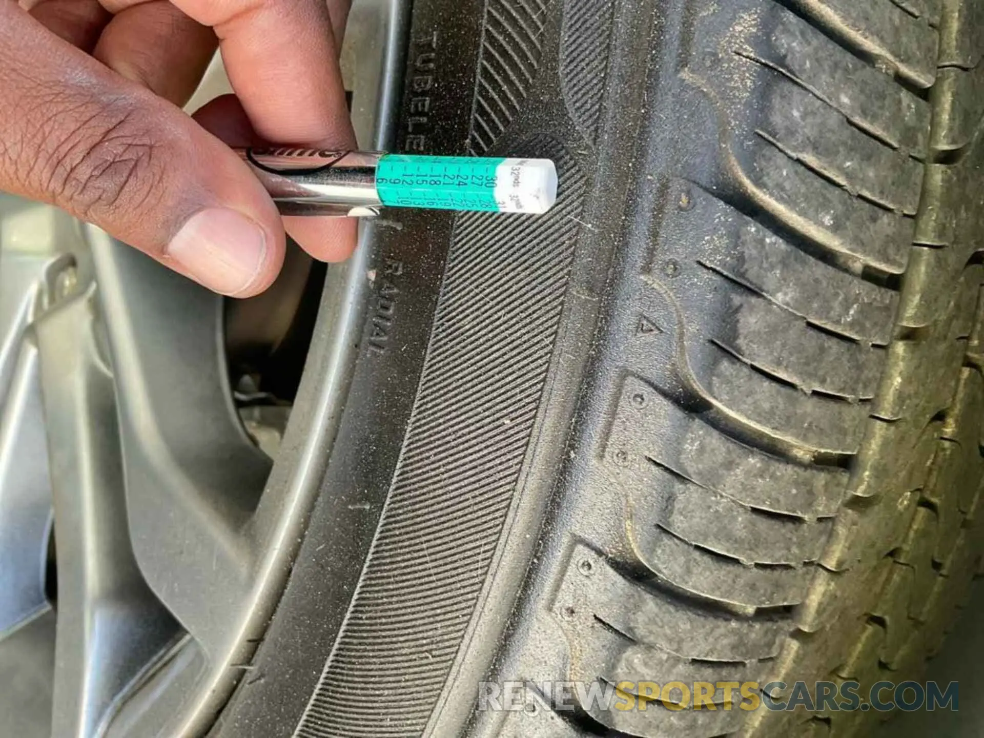 6 Photograph of a damaged car 3FA6P0CD2KR239790 FORD FUSION 2019