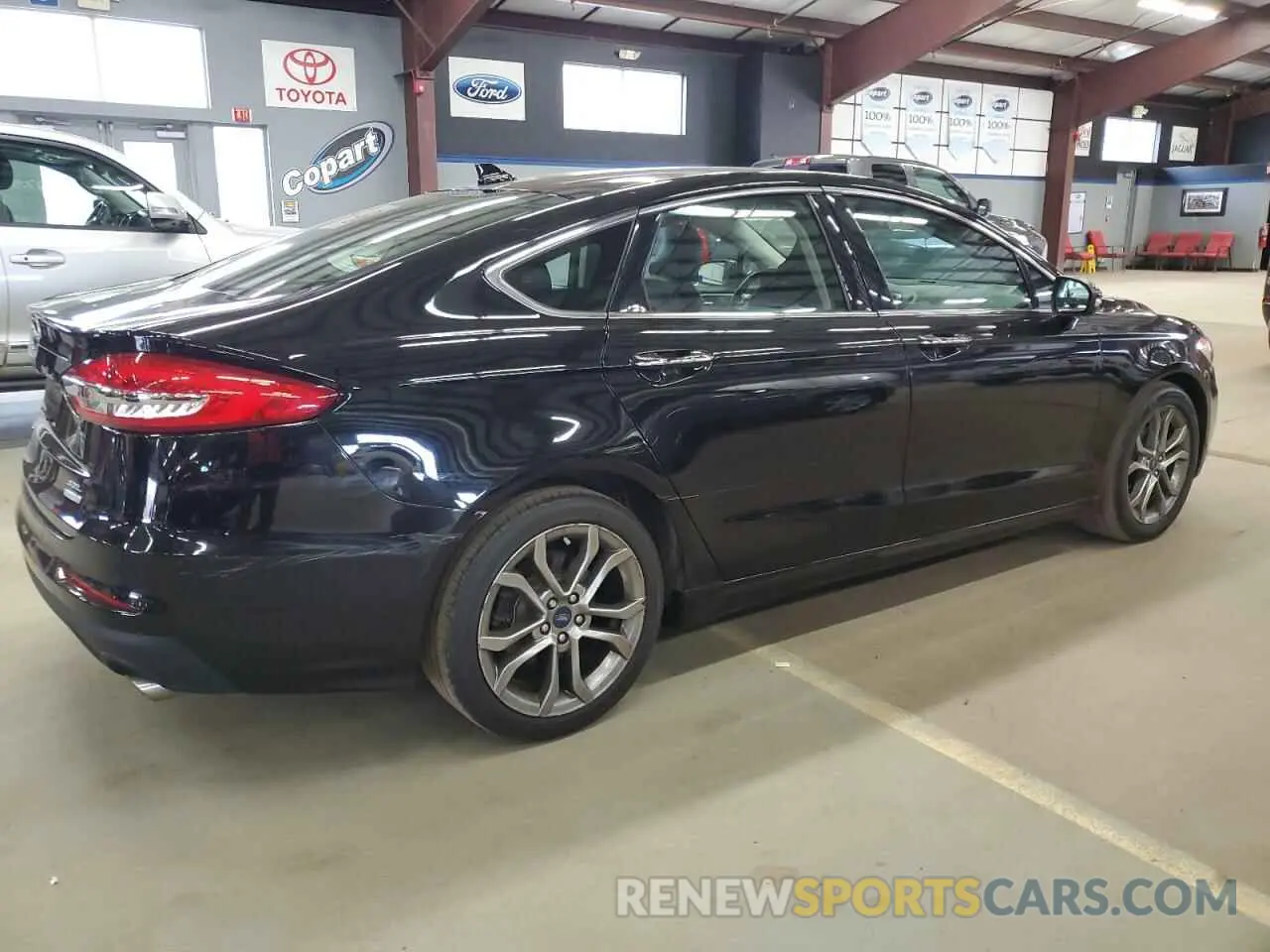 3 Photograph of a damaged car 3FA6P0CD3KR145241 FORD FUSION 2019