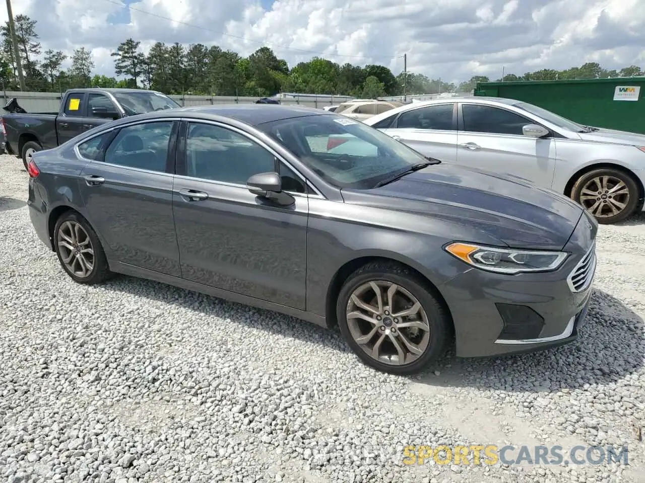 4 Photograph of a damaged car 3FA6P0CD3KR150410 FORD FUSION 2019
