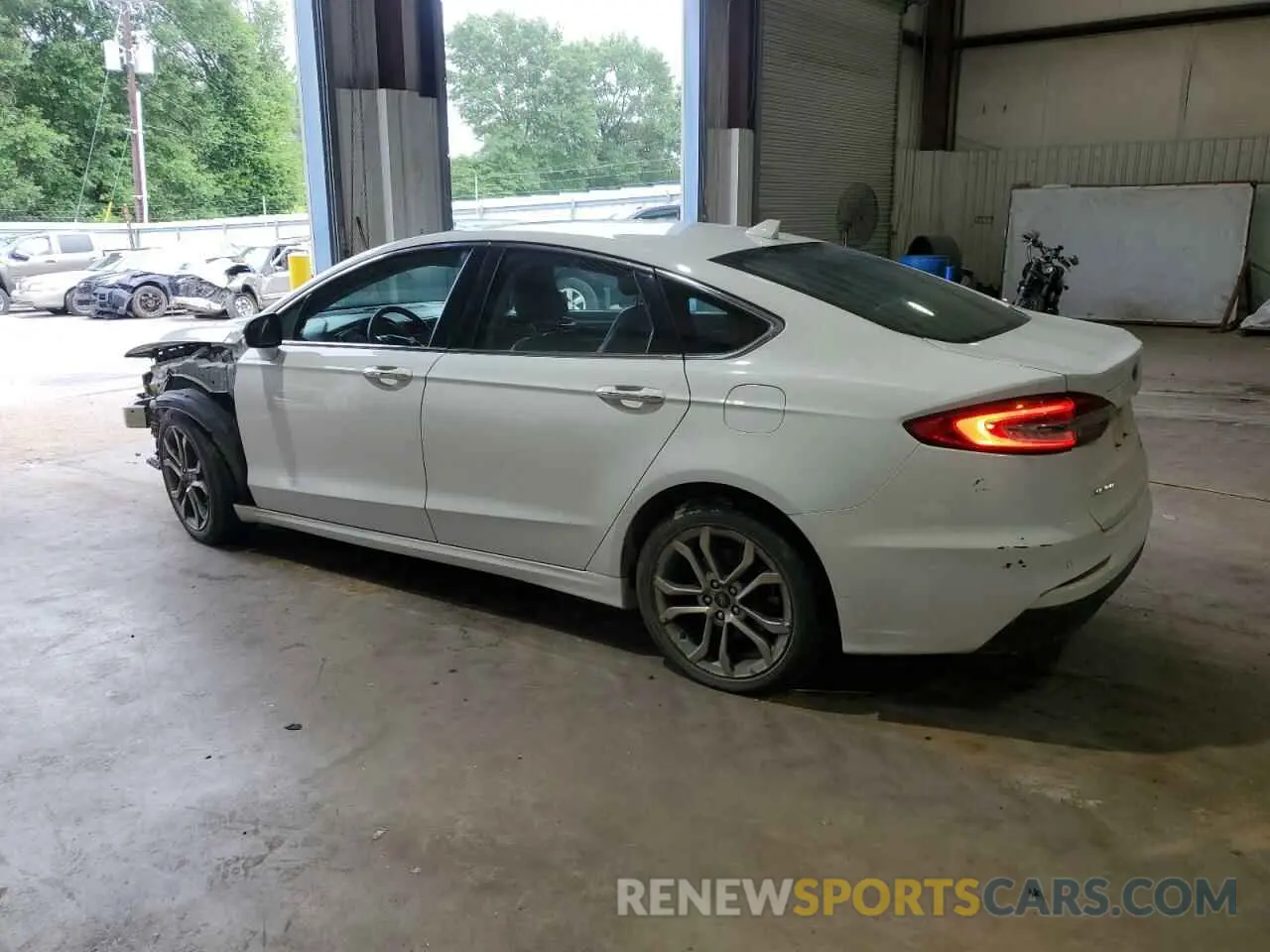 2 Photograph of a damaged car 3FA6P0CD3KR236770 FORD FUSION 2019