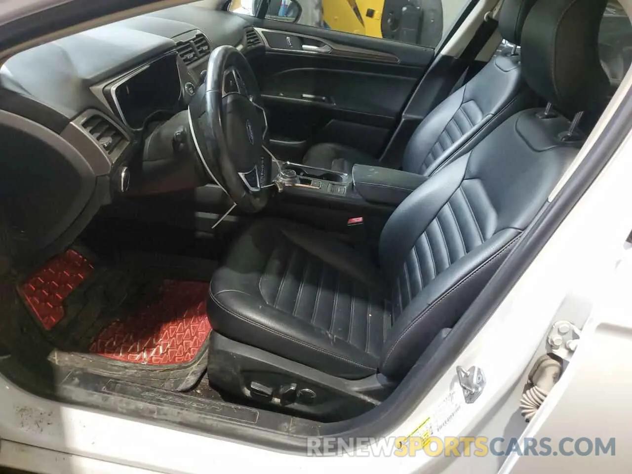 7 Photograph of a damaged car 3FA6P0CD3KR236770 FORD FUSION 2019
