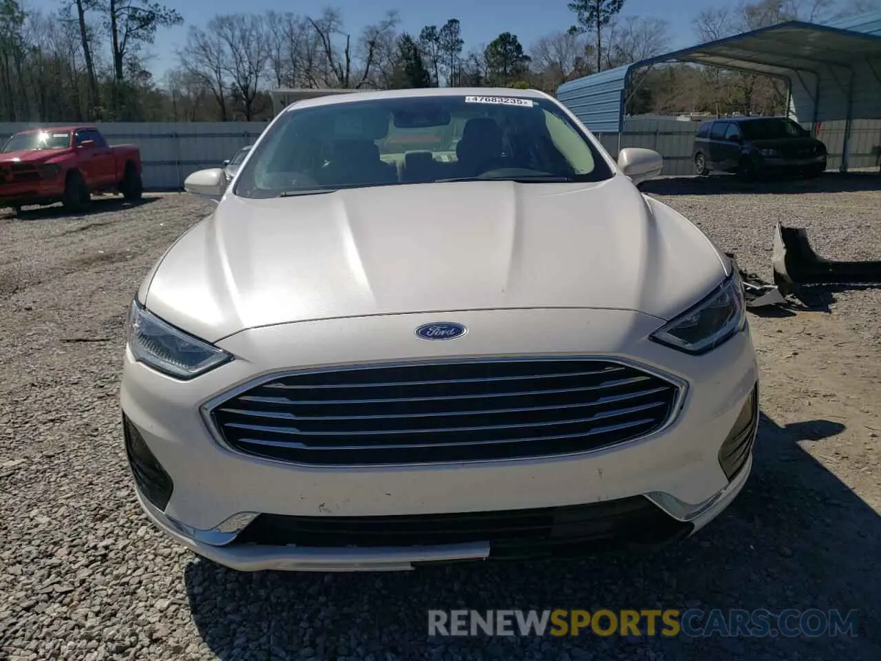 5 Photograph of a damaged car 3FA6P0CD4KR160220 FORD FUSION 2019