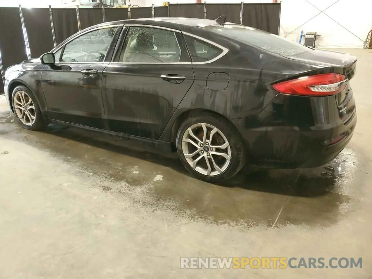 2 Photograph of a damaged car 3FA6P0CD4KR181424 FORD FUSION 2019