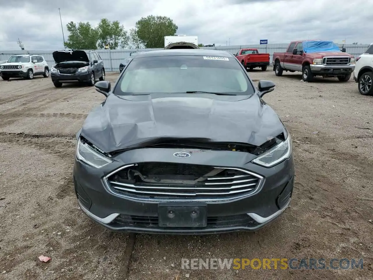 5 Photograph of a damaged car 3FA6P0CD4KR181911 FORD FUSION 2019