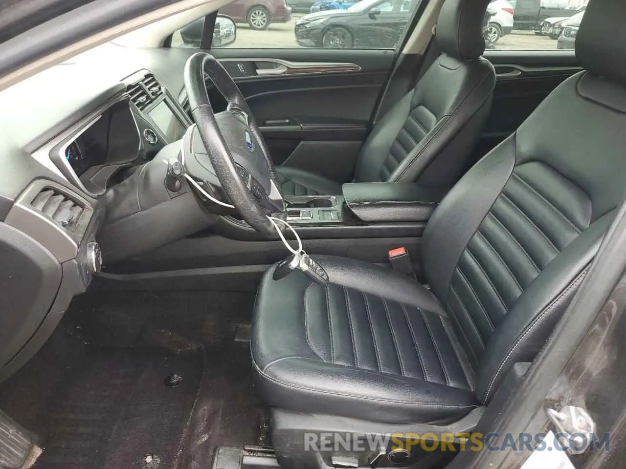 7 Photograph of a damaged car 3FA6P0CD4KR181911 FORD FUSION 2019