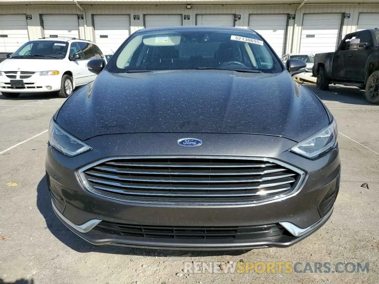 5 Photograph of a damaged car 3FA6P0CD4KR196098 FORD FUSION 2019