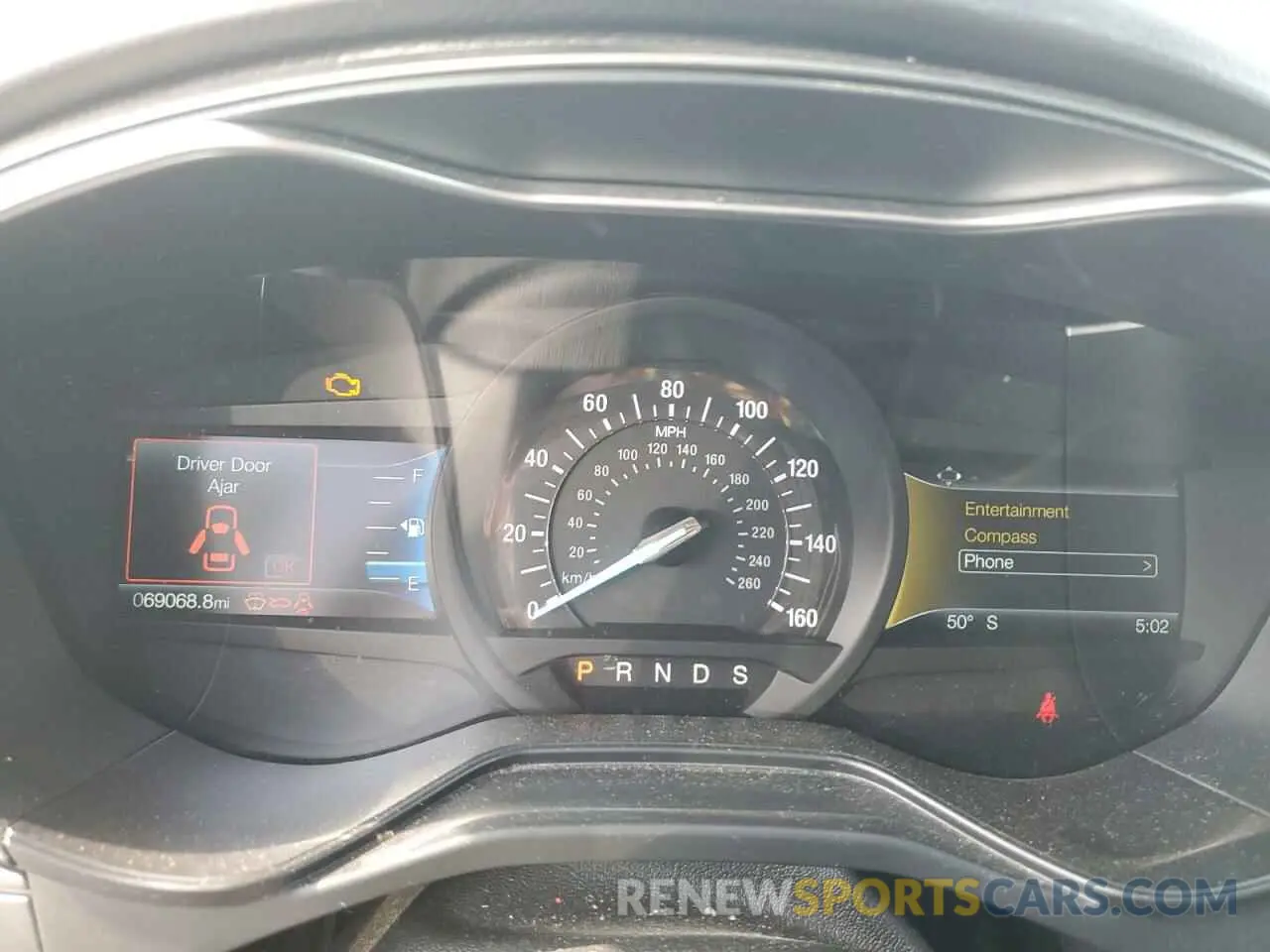 9 Photograph of a damaged car 3FA6P0CD4KR239516 FORD FUSION 2019
