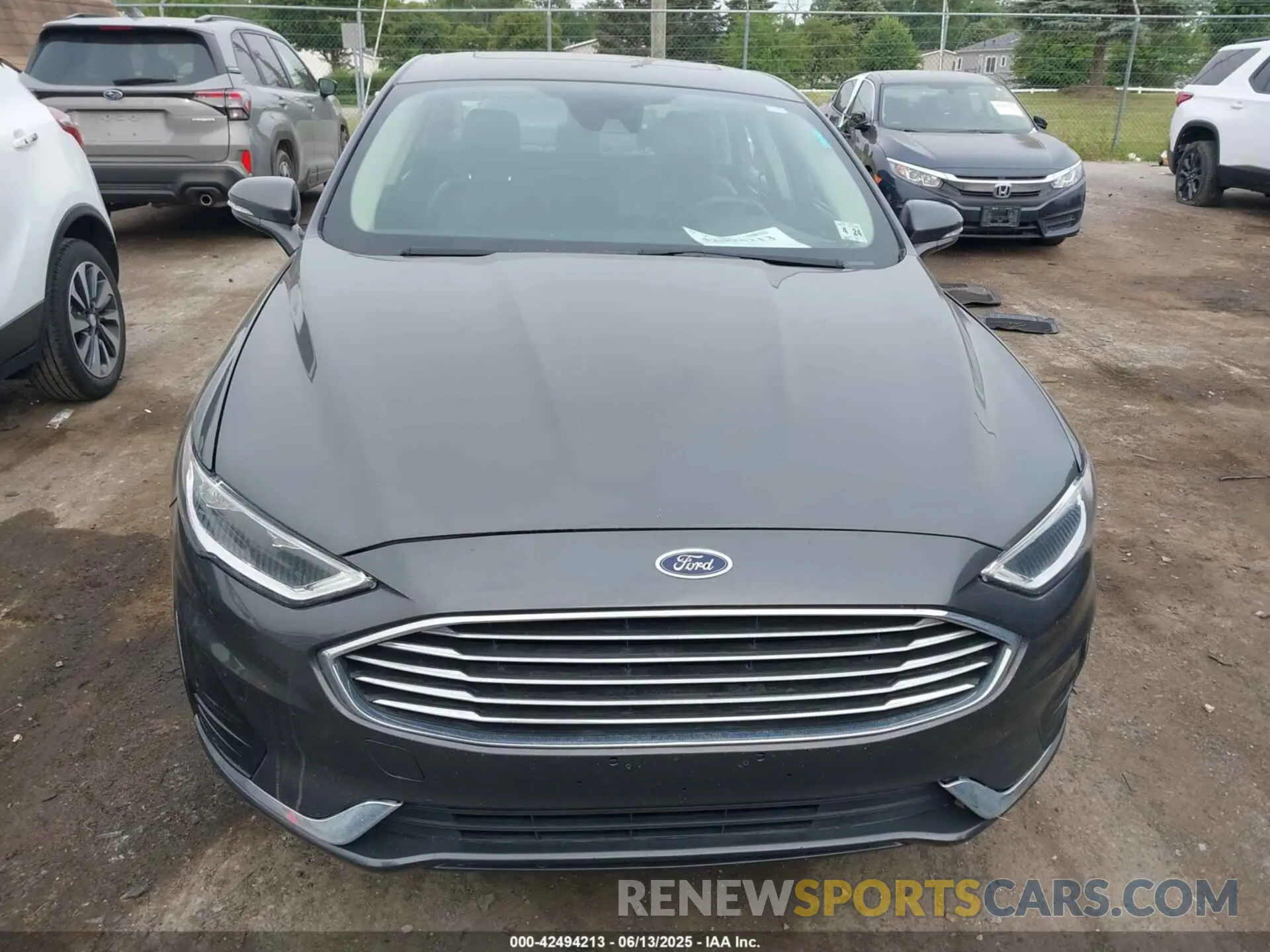 12 Photograph of a damaged car 3FA6P0CD5KR180136 FORD FUSION 2019