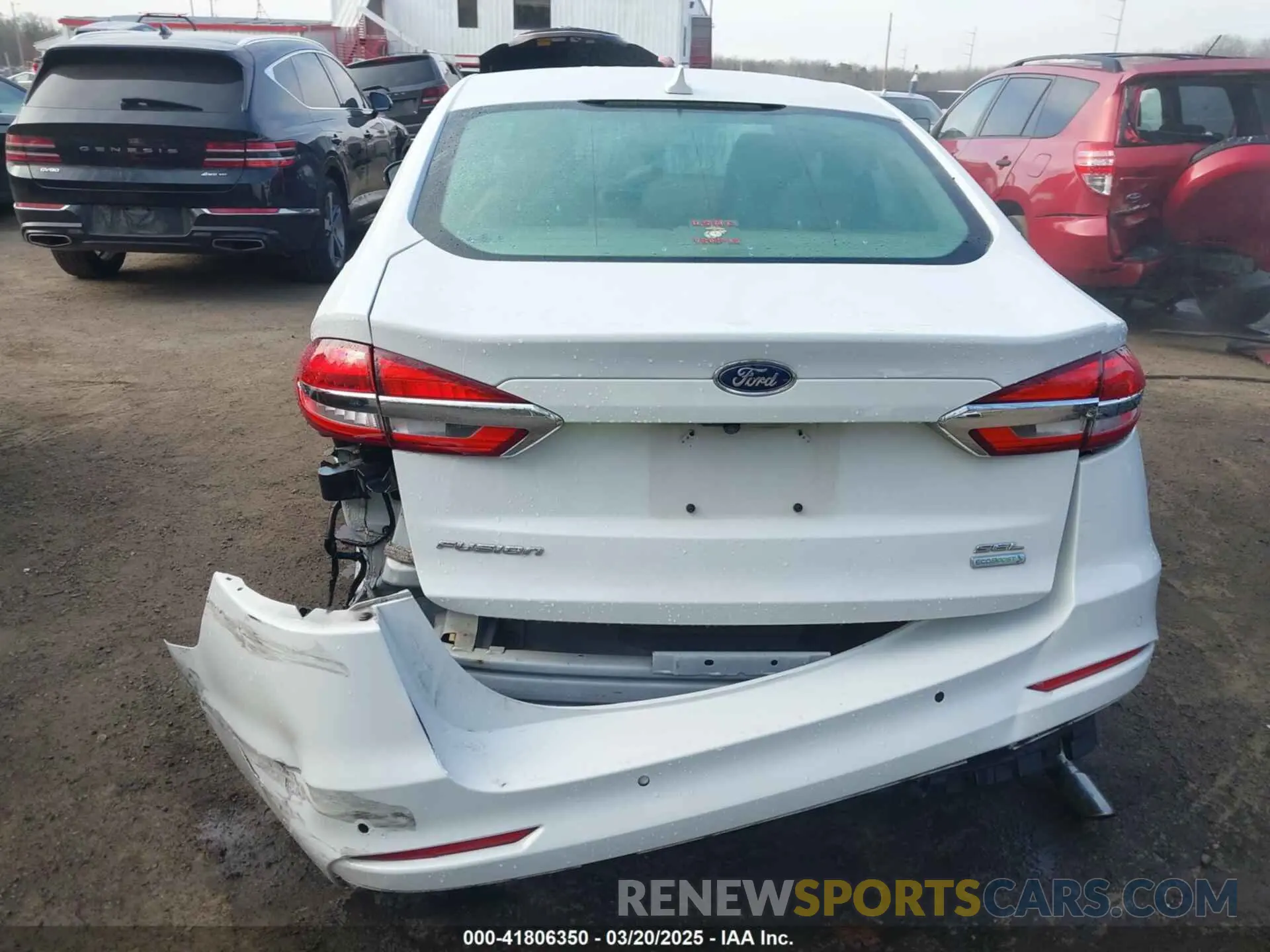16 Photograph of a damaged car 3FA6P0CD5KR224619 FORD FUSION 2019