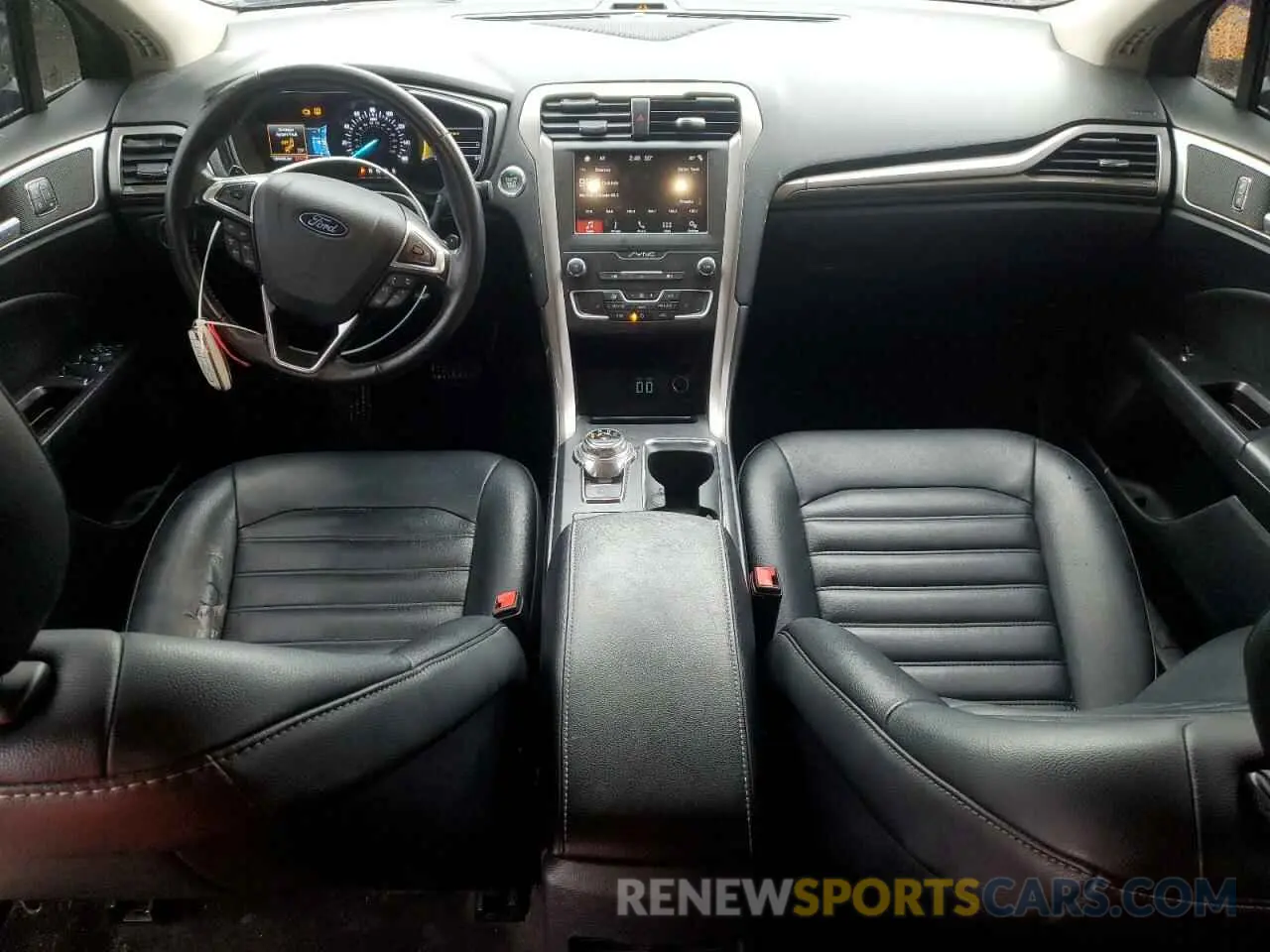 8 Photograph of a damaged car 3FA6P0CD5KR236530 FORD FUSION 2019