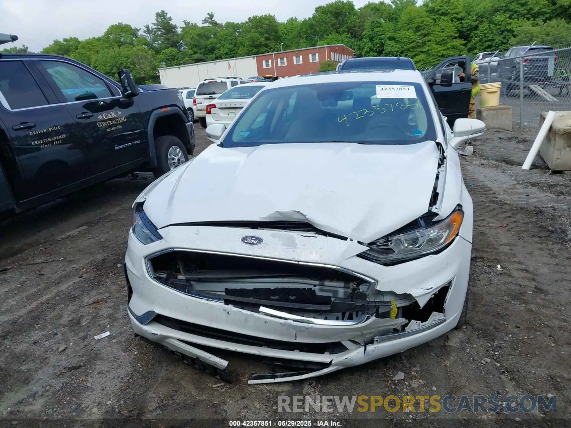 12 Photograph of a damaged car 3FA6P0CD6KR138509 FORD FUSION 2019