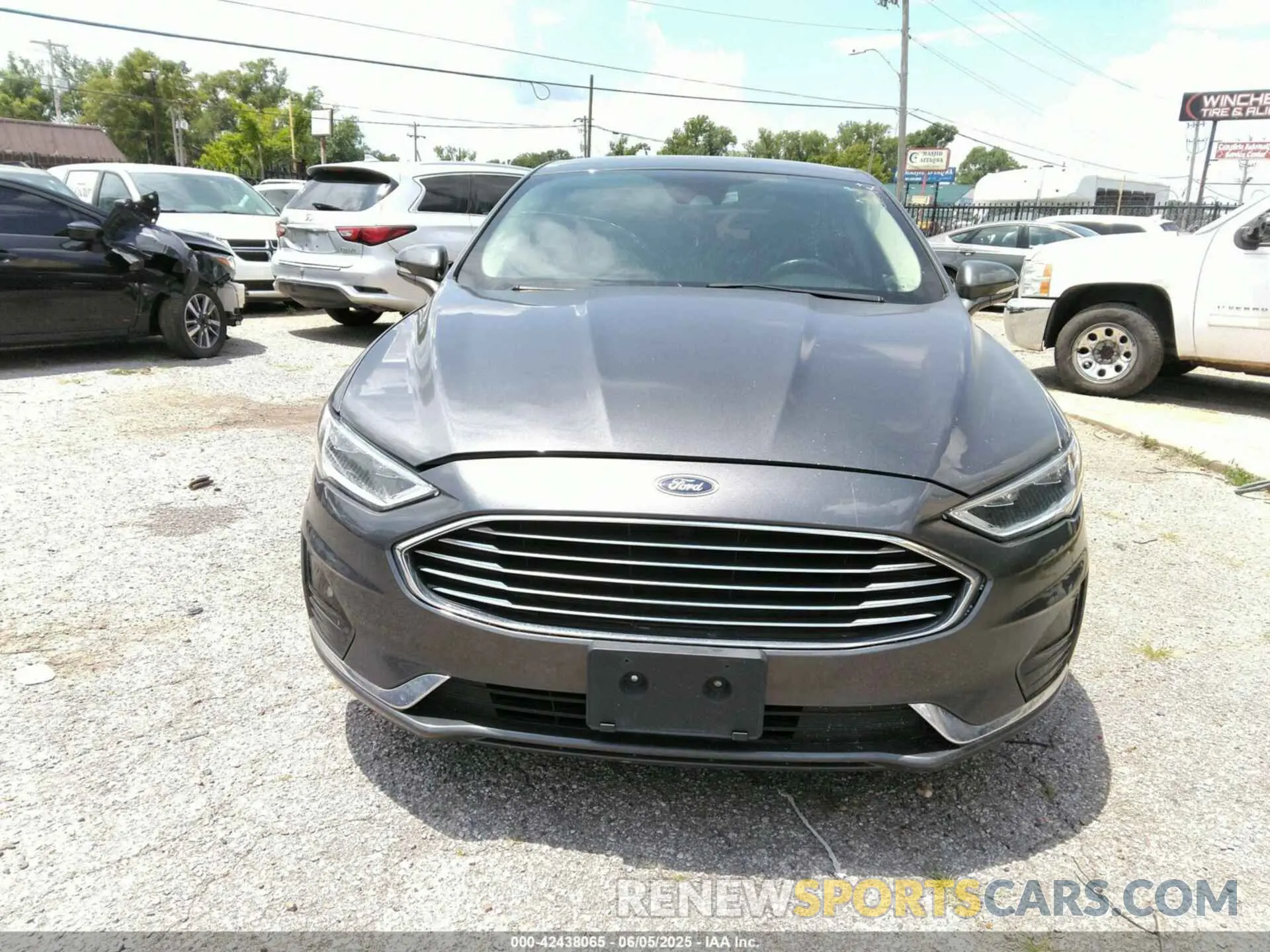 12 Photograph of a damaged car 3FA6P0CD6KR144746 FORD FUSION 2019