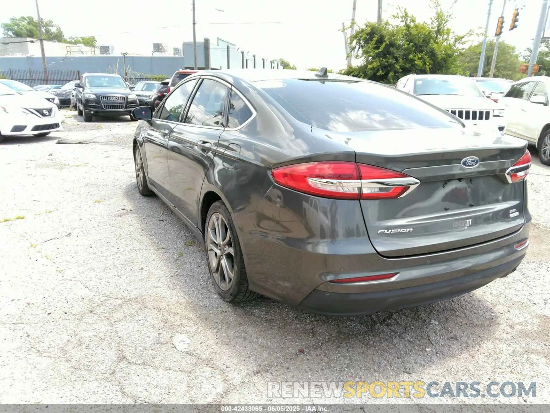 3 Photograph of a damaged car 3FA6P0CD6KR144746 FORD FUSION 2019