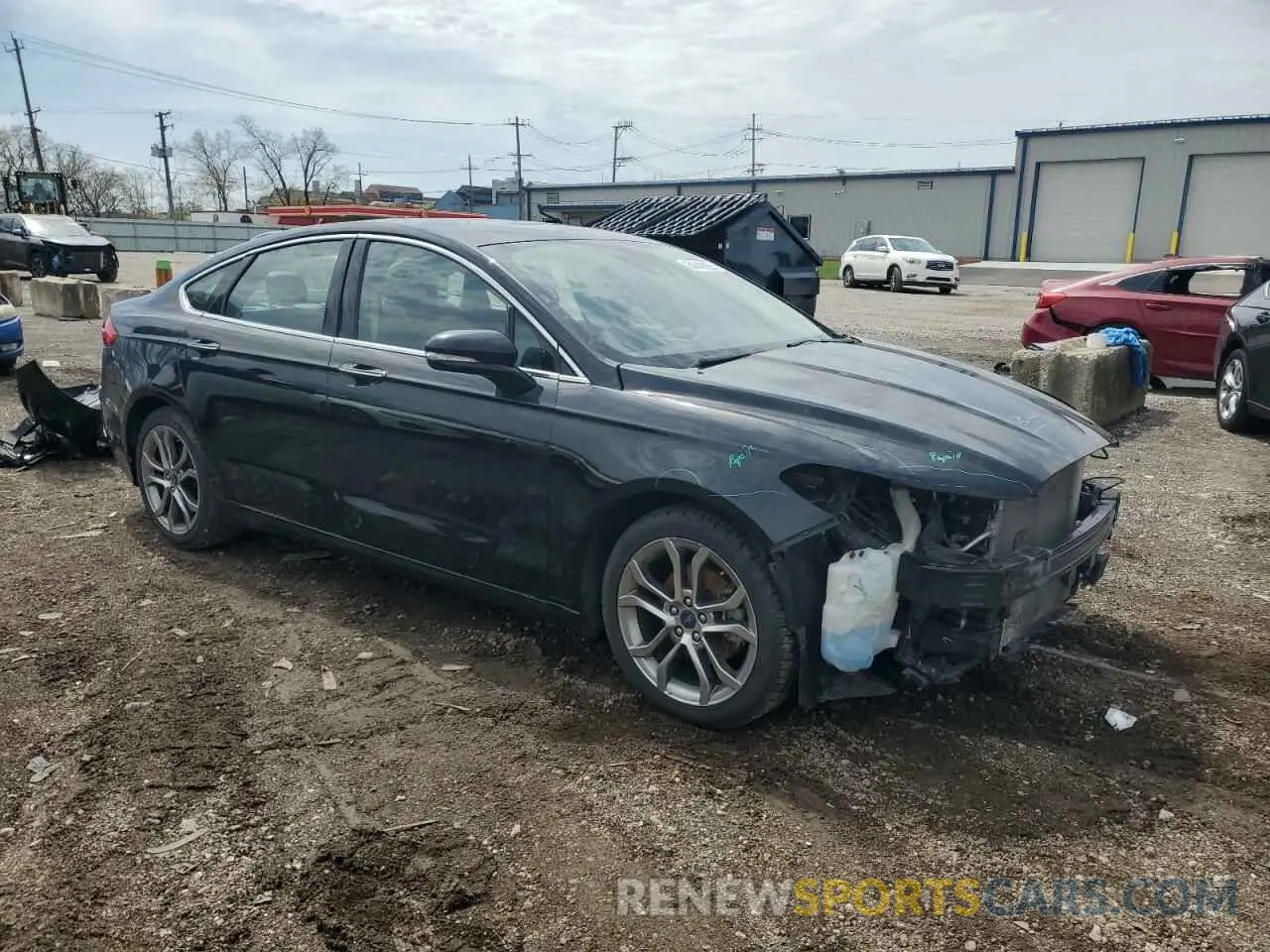 4 Photograph of a damaged car 3FA6P0CD6KR181070 FORD FUSION 2019
