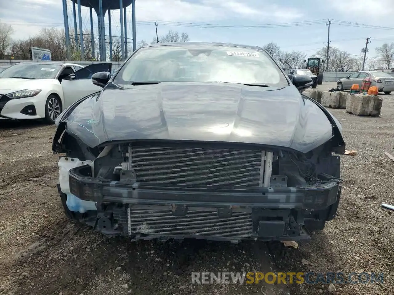 5 Photograph of a damaged car 3FA6P0CD6KR181070 FORD FUSION 2019