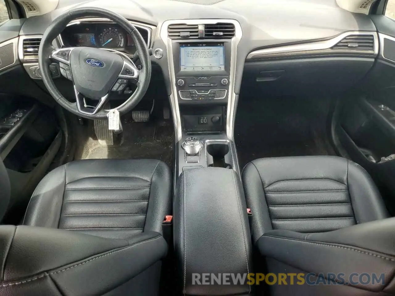 8 Photograph of a damaged car 3FA6P0CD6KR181070 FORD FUSION 2019