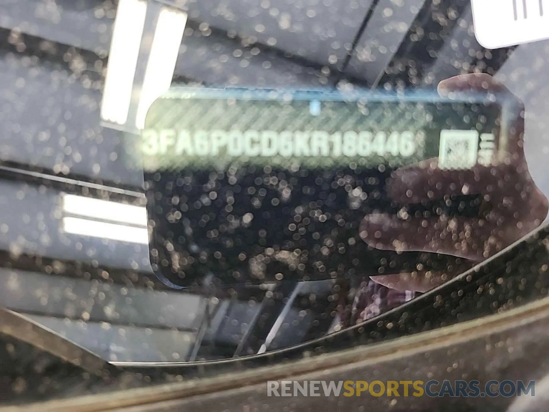 16 Photograph of a damaged car 3FA6P0CD6KR186446 FORD FUSION 2019