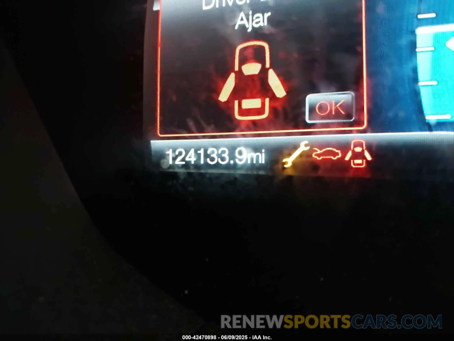 16 Photograph of a damaged car 3FA6P0CD6KR259797 FORD FUSION 2019
