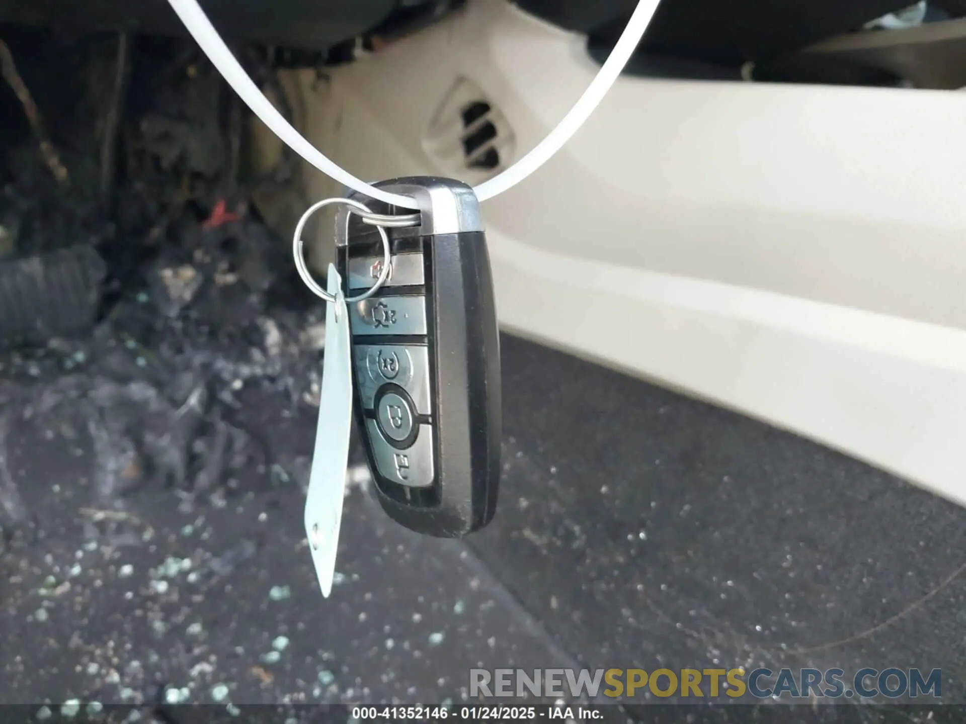 11 Photograph of a damaged car 3FA6P0CD7KR193115 FORD FUSION 2019