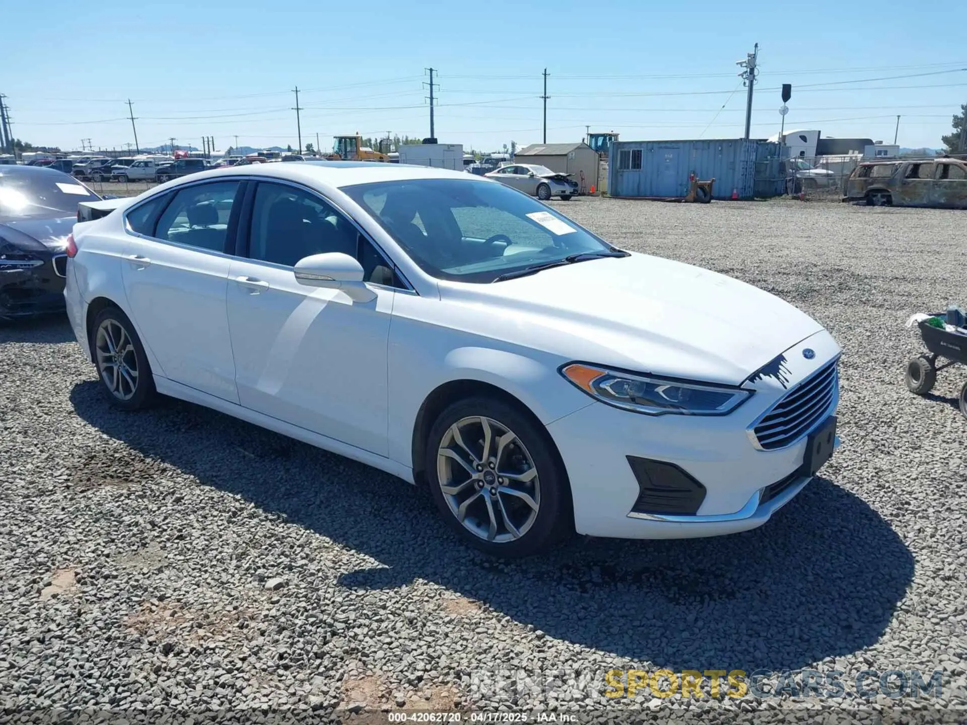 1 Photograph of a damaged car 3FA6P0CD7KR233726 FORD FUSION 2019