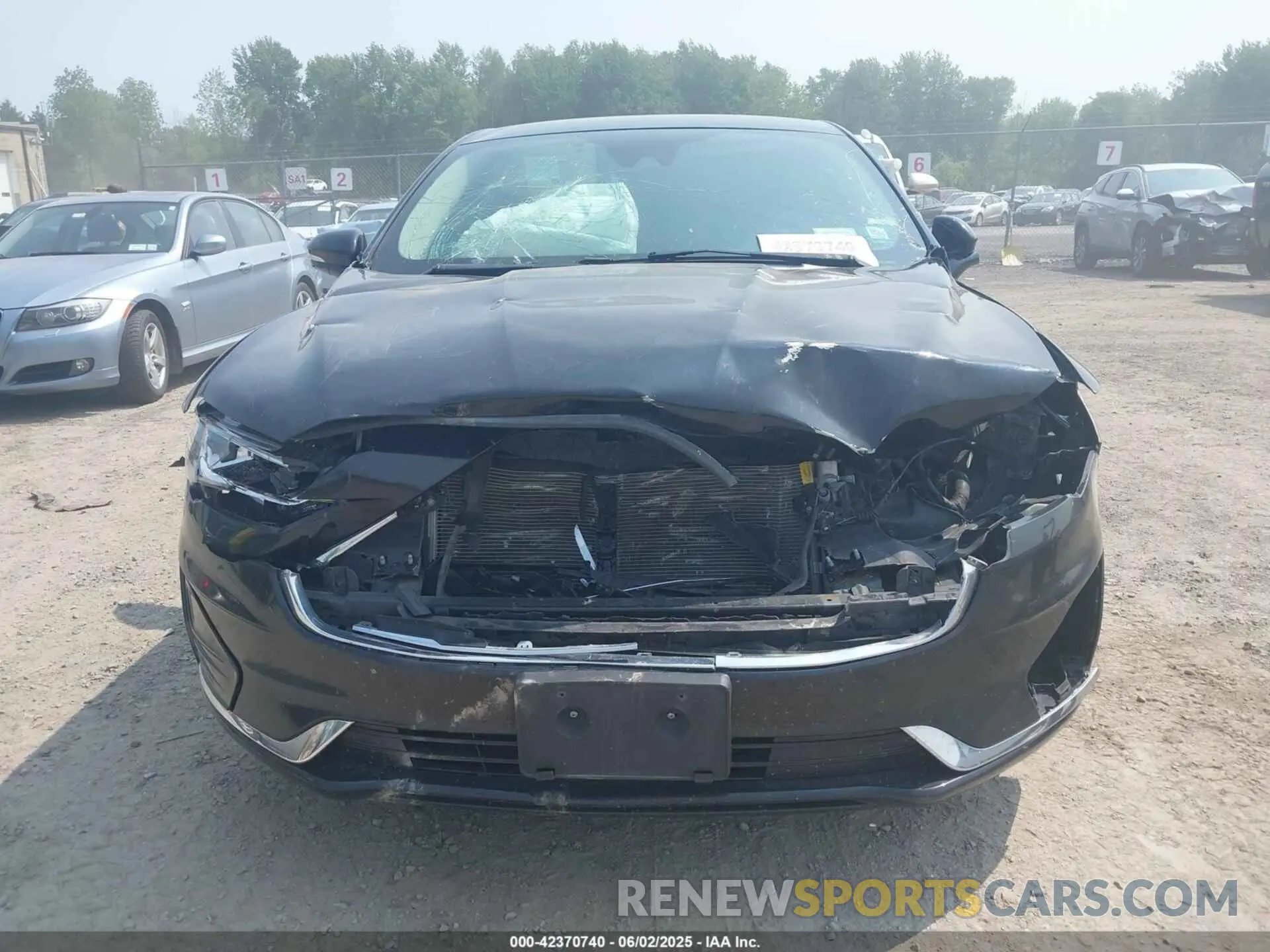 12 Photograph of a damaged car 3FA6P0CD8KR181748 FORD FUSION 2019