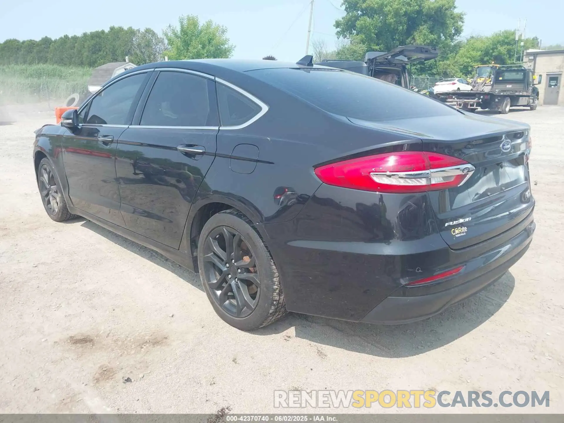 3 Photograph of a damaged car 3FA6P0CD8KR181748 FORD FUSION 2019