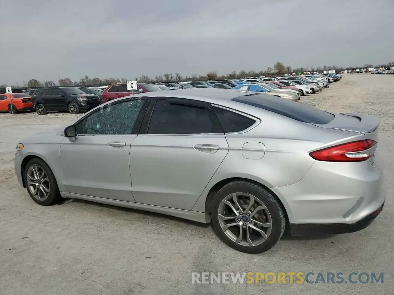 2 Photograph of a damaged car 3FA6P0CD9KR138343 FORD FUSION 2019