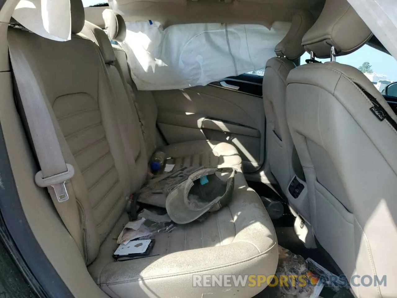 10 Photograph of a damaged car 3FA6P0CD9KR138486 FORD FUSION 2019