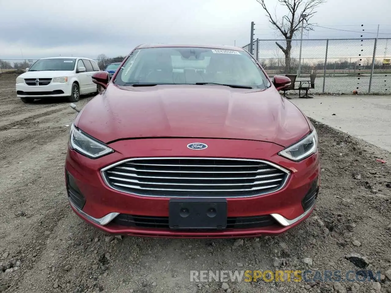 5 Photograph of a damaged car 3FA6P0CD9KR219746 FORD FUSION 2019