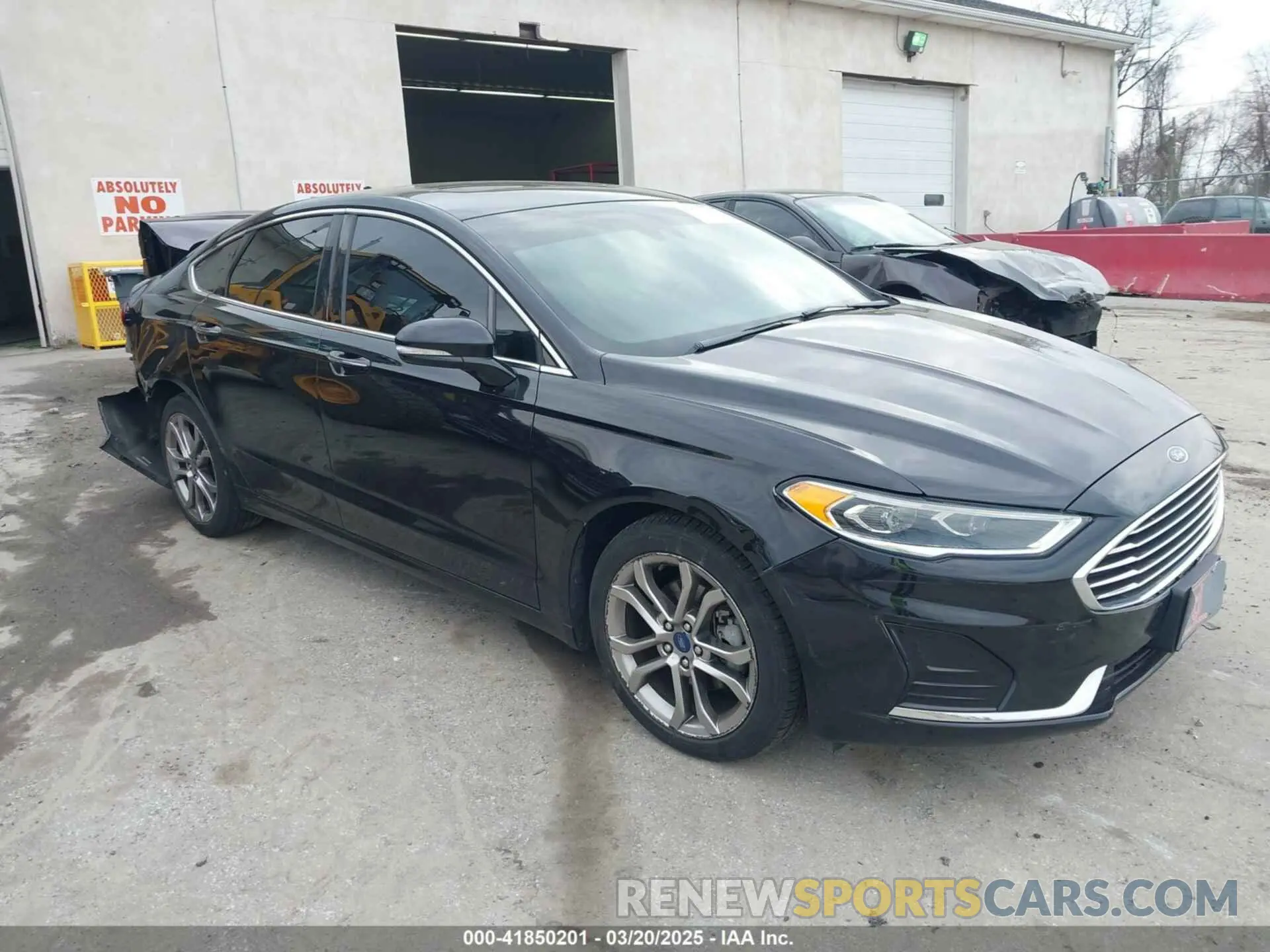 1 Photograph of a damaged car 3FA6P0CD9KR237633 FORD FUSION 2019