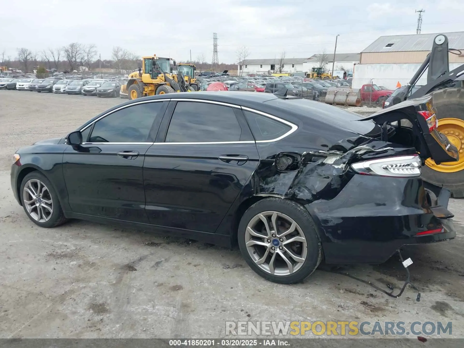 15 Photograph of a damaged car 3FA6P0CD9KR237633 FORD FUSION 2019