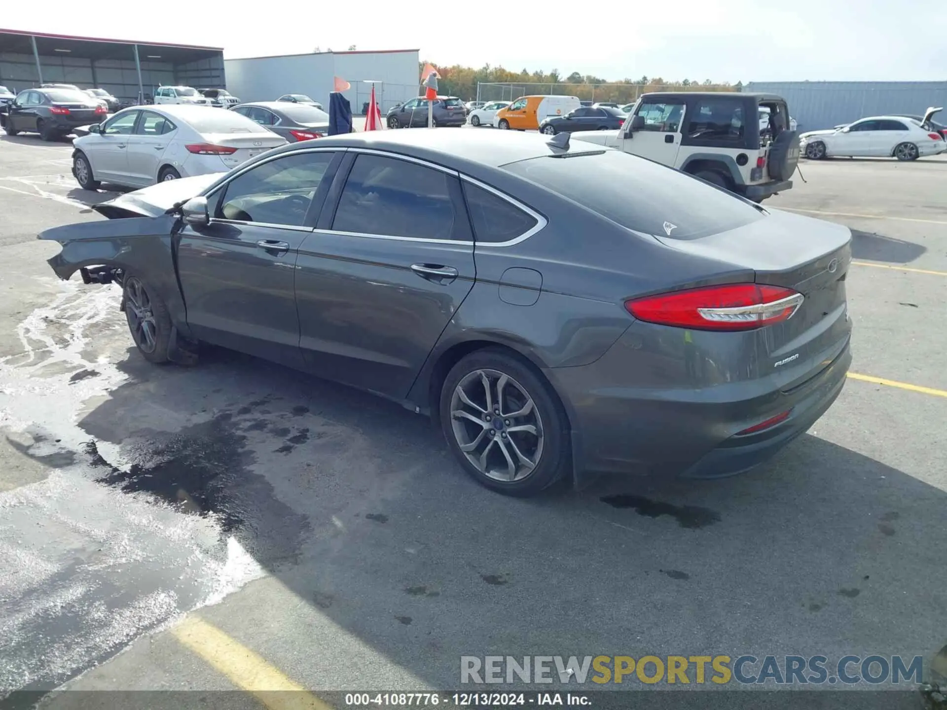 3 Photograph of a damaged car 3FA6P0CD9KR252892 FORD FUSION 2019