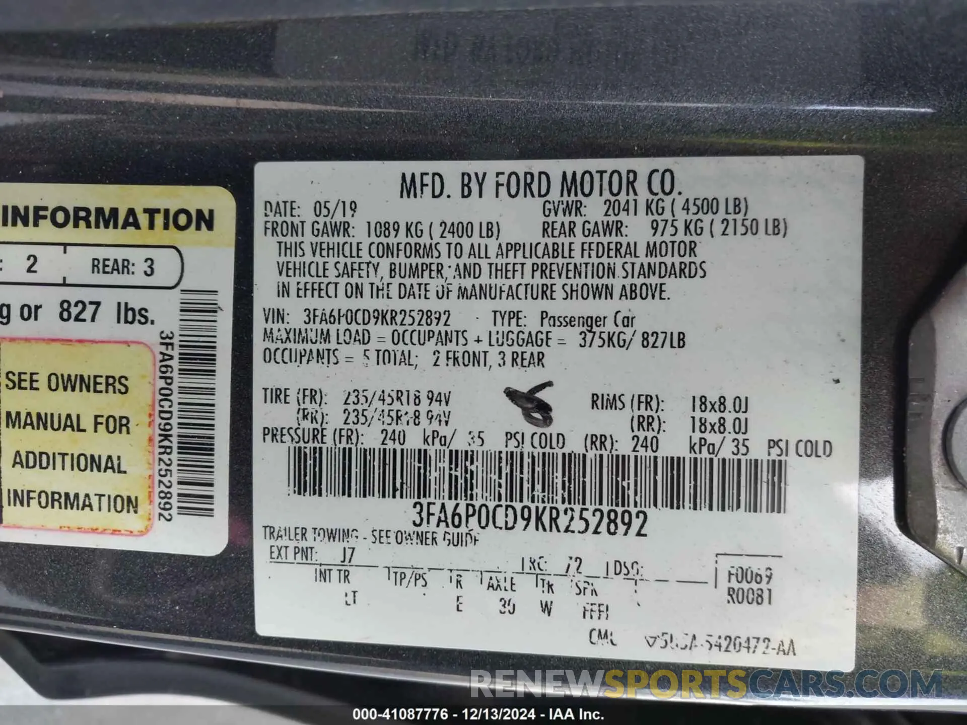 9 Photograph of a damaged car 3FA6P0CD9KR252892 FORD FUSION 2019